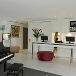 Oz'inn & Hotel
