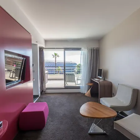 Hotel Oz'inn & 5*