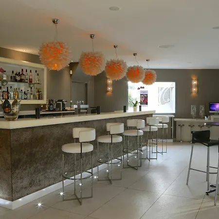 Oz'inn Hôtel&spa Hotel 5*