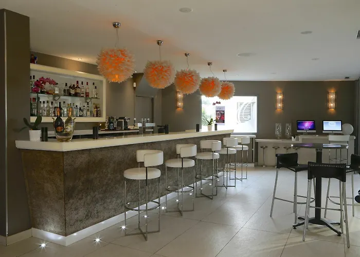 Oz'inn & ホテル 5*