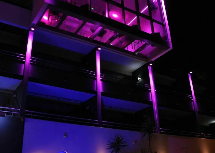 Oz'inn & ホテル アグド